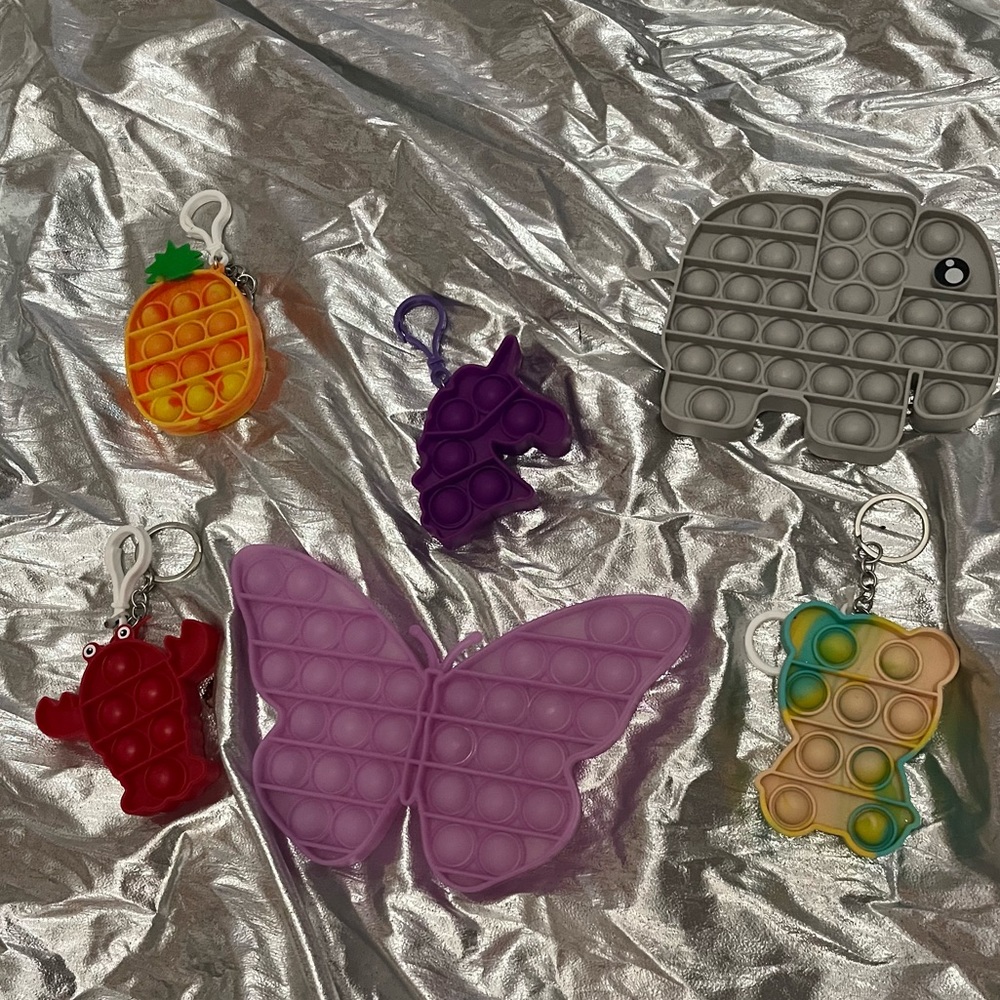 Six pack of popits most animals and some fruit!